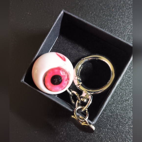 Eyeball Bag Charm Keychain with Heart Charm (NWT) - Picture 2 of 8